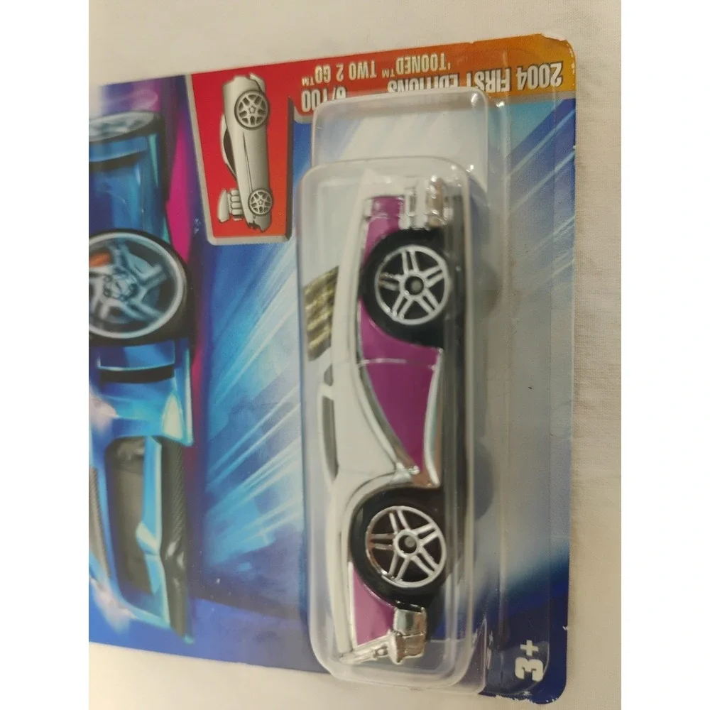 Hot Wheels 2004 First Editions 6/100 Tooned Two 2 Go Car #006‎